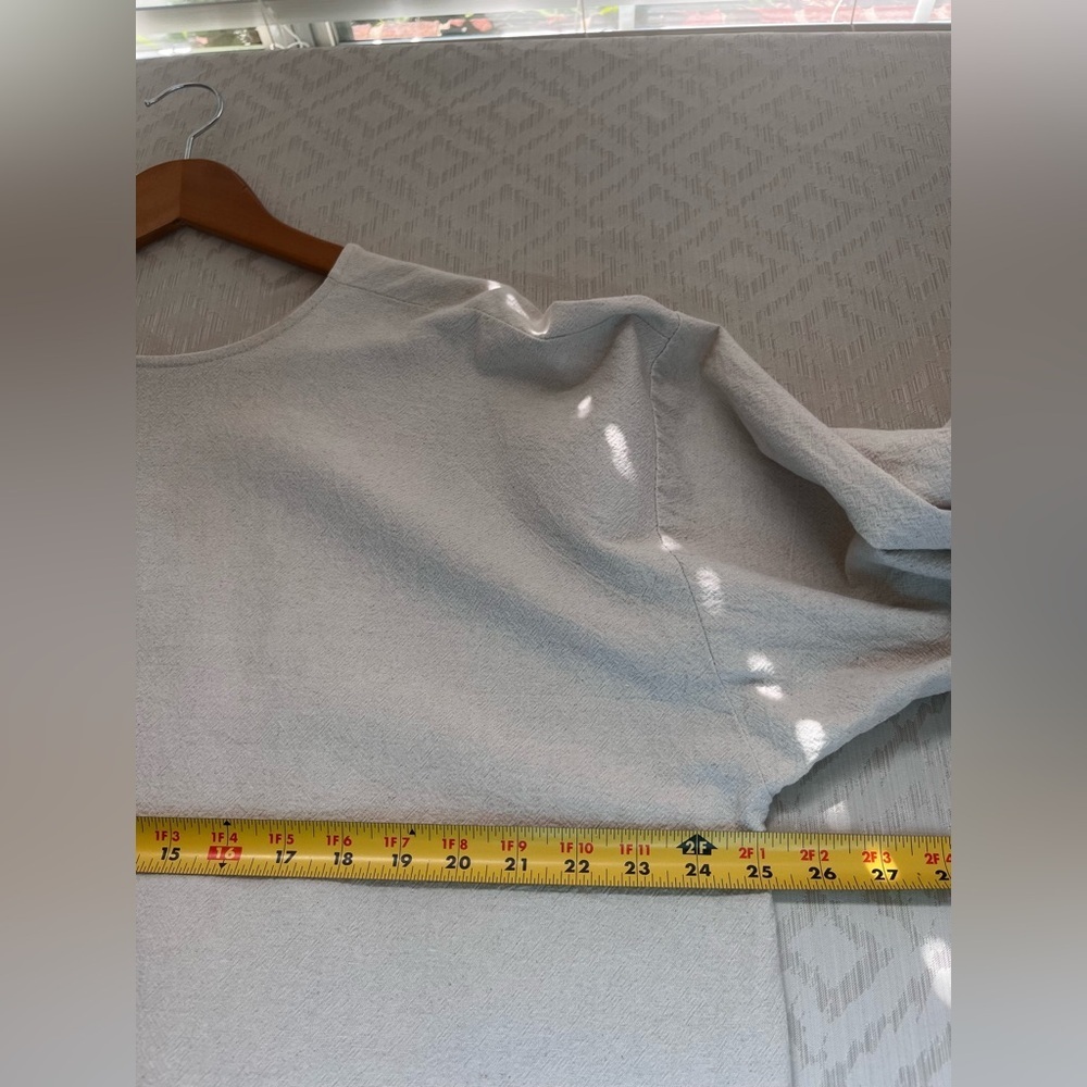April Meets October Easy Tunic Top Long Sleeve Cream One Size - Picture 4 of 5